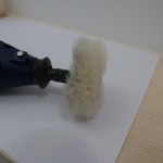 après une petite taille de la laine, voici mon super outil de lustrage