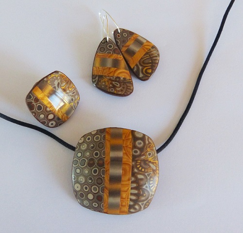 parure marron doré.JPG parure marron doré.JPG